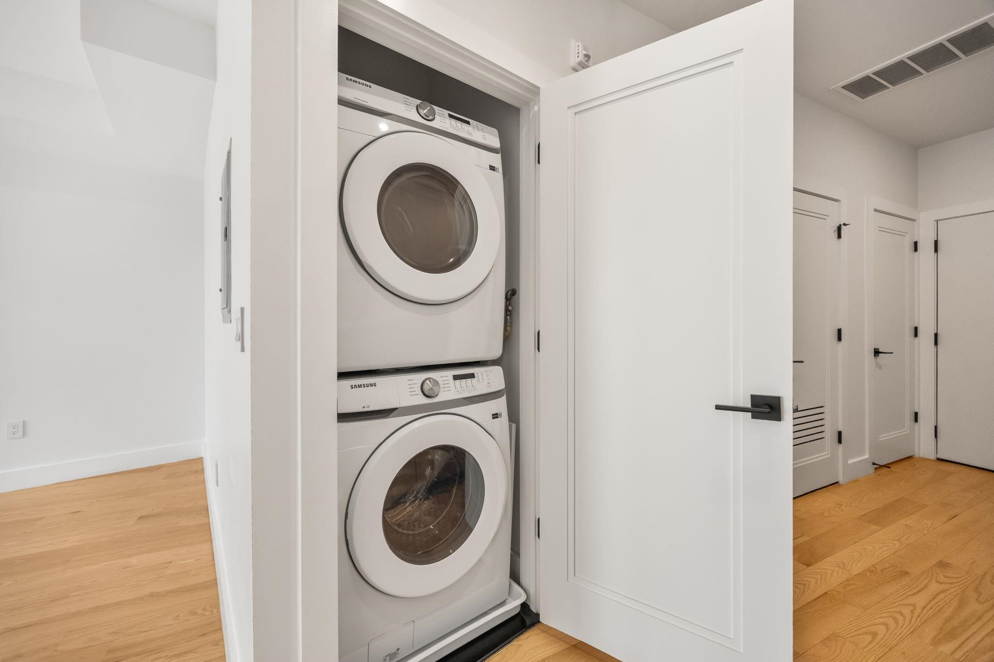 10 BRINKERHOFF ST Unit: 204