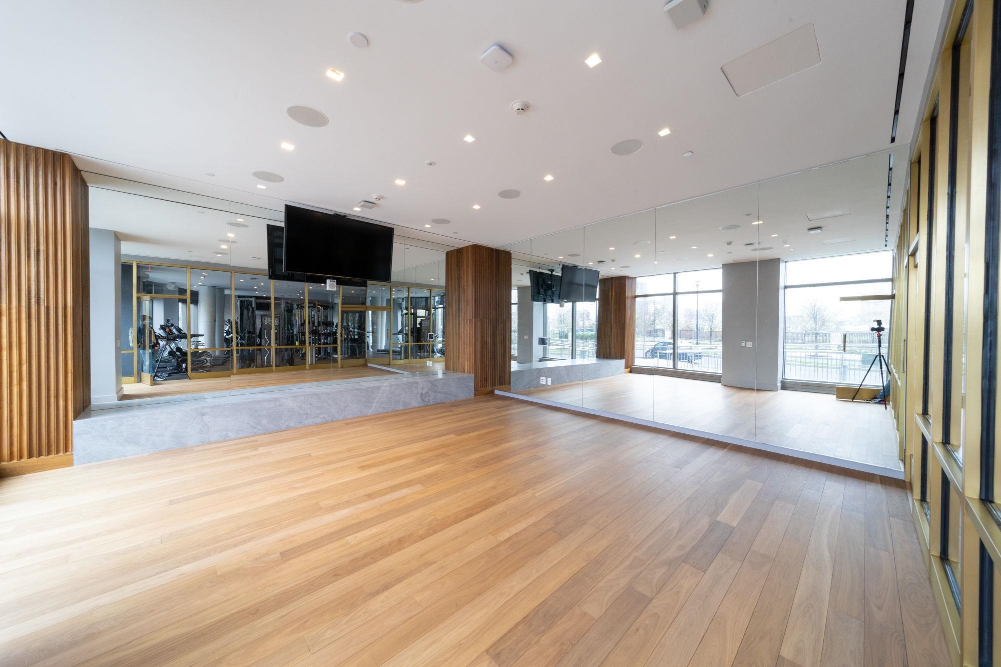 75 PARK LANE SOUTH Unit: 1407