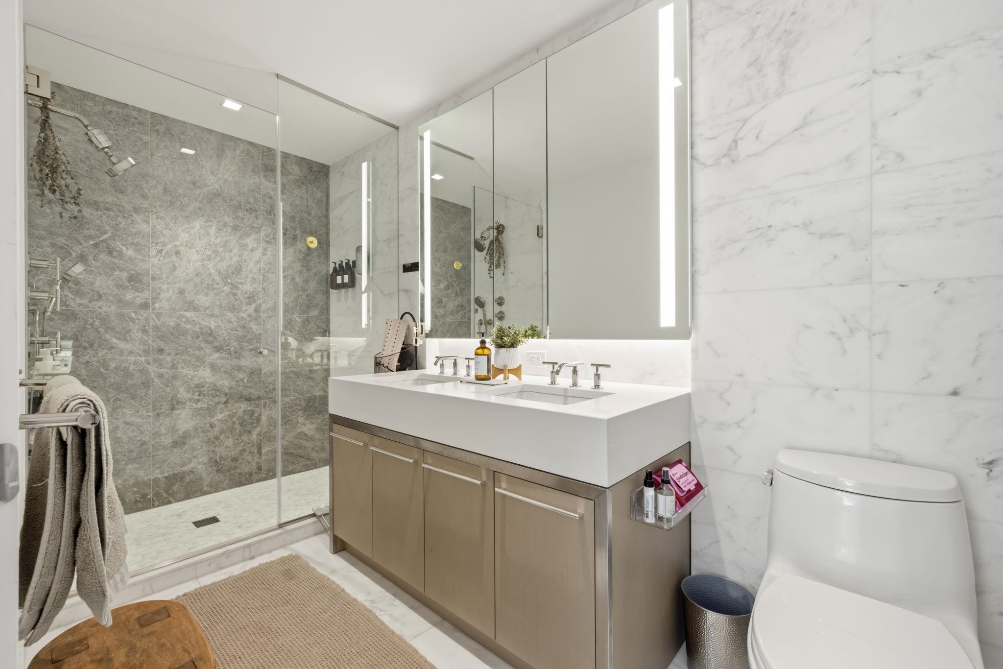 75 PARK LANE SOUTH Unit: 1407