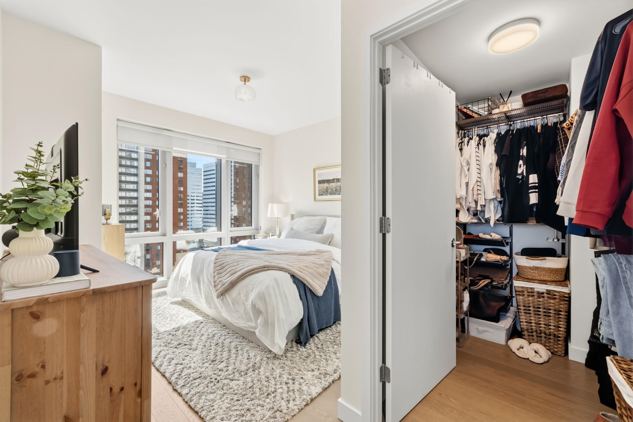 75 PARK LANE SOUTH Unit: 1407