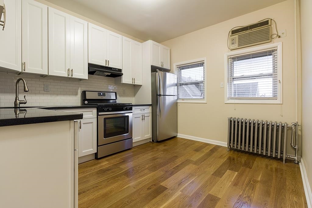 44 EAST 36TH ST