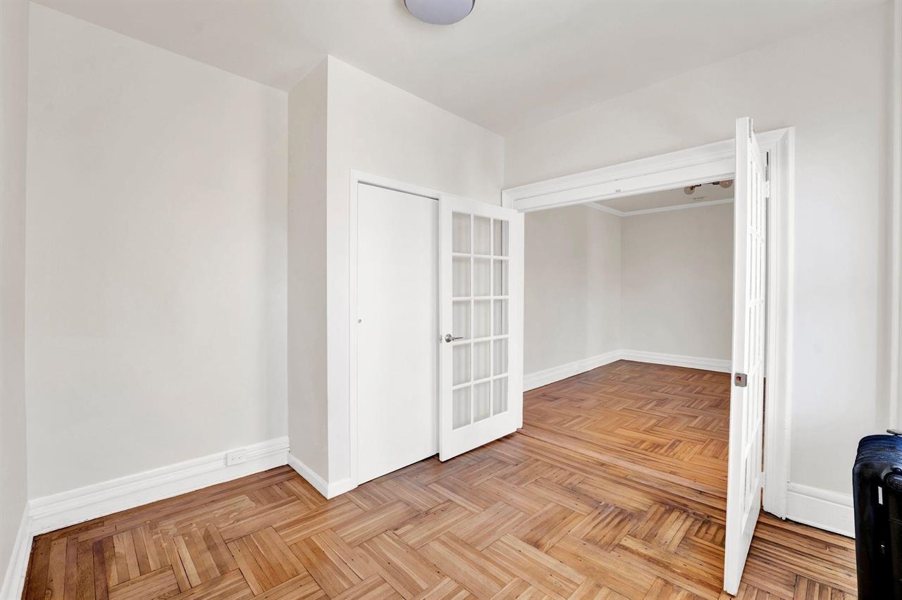 275 HARRISON AVE Unit: E5