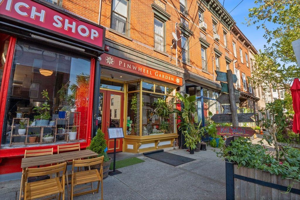 540 MARTIN LUTHER KING JR DR