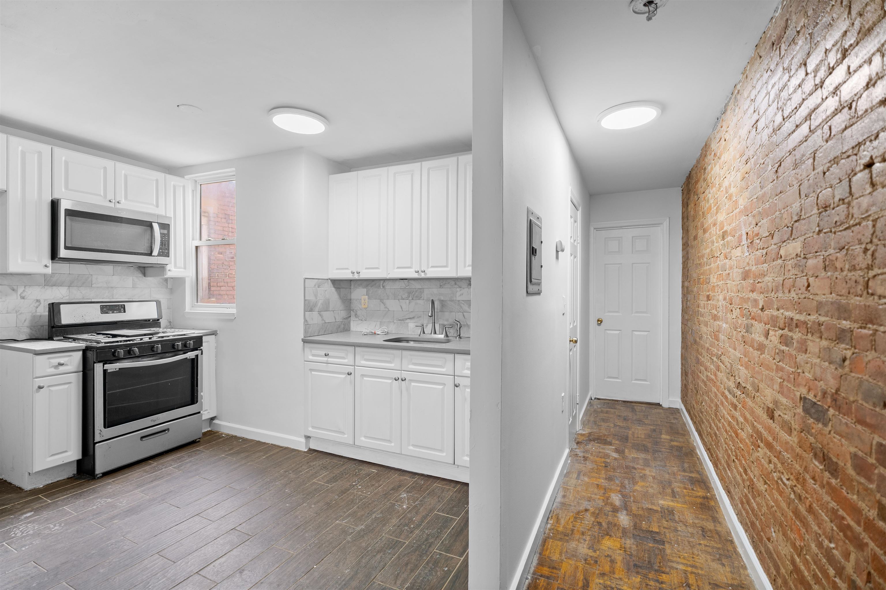 540 MARTIN LUTHER KING JR DR