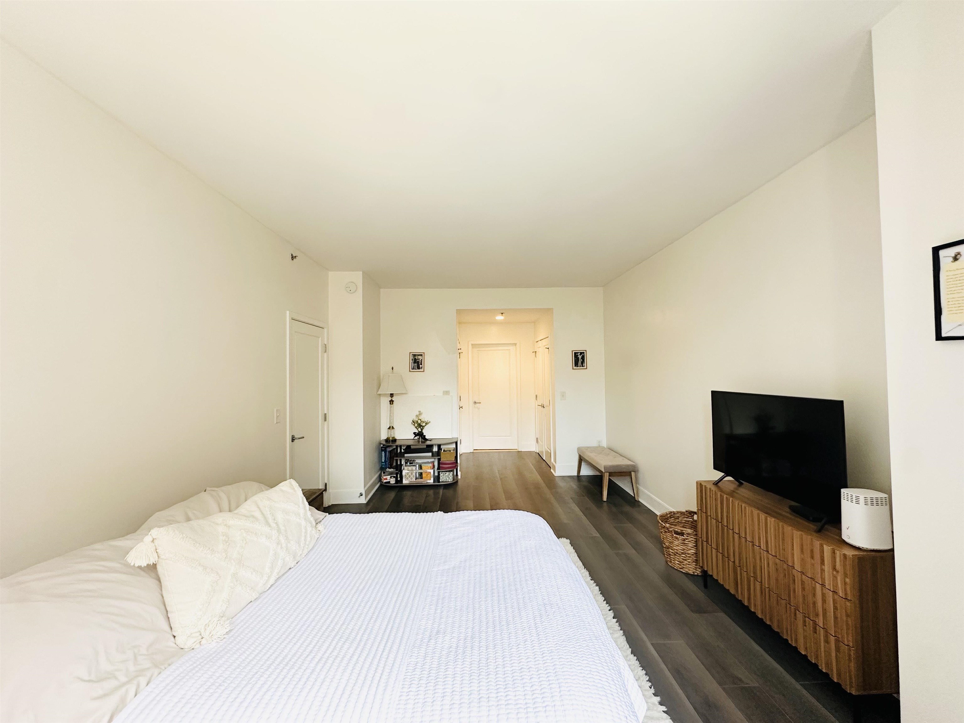 1125 MAXWELL LANE Unit: 426