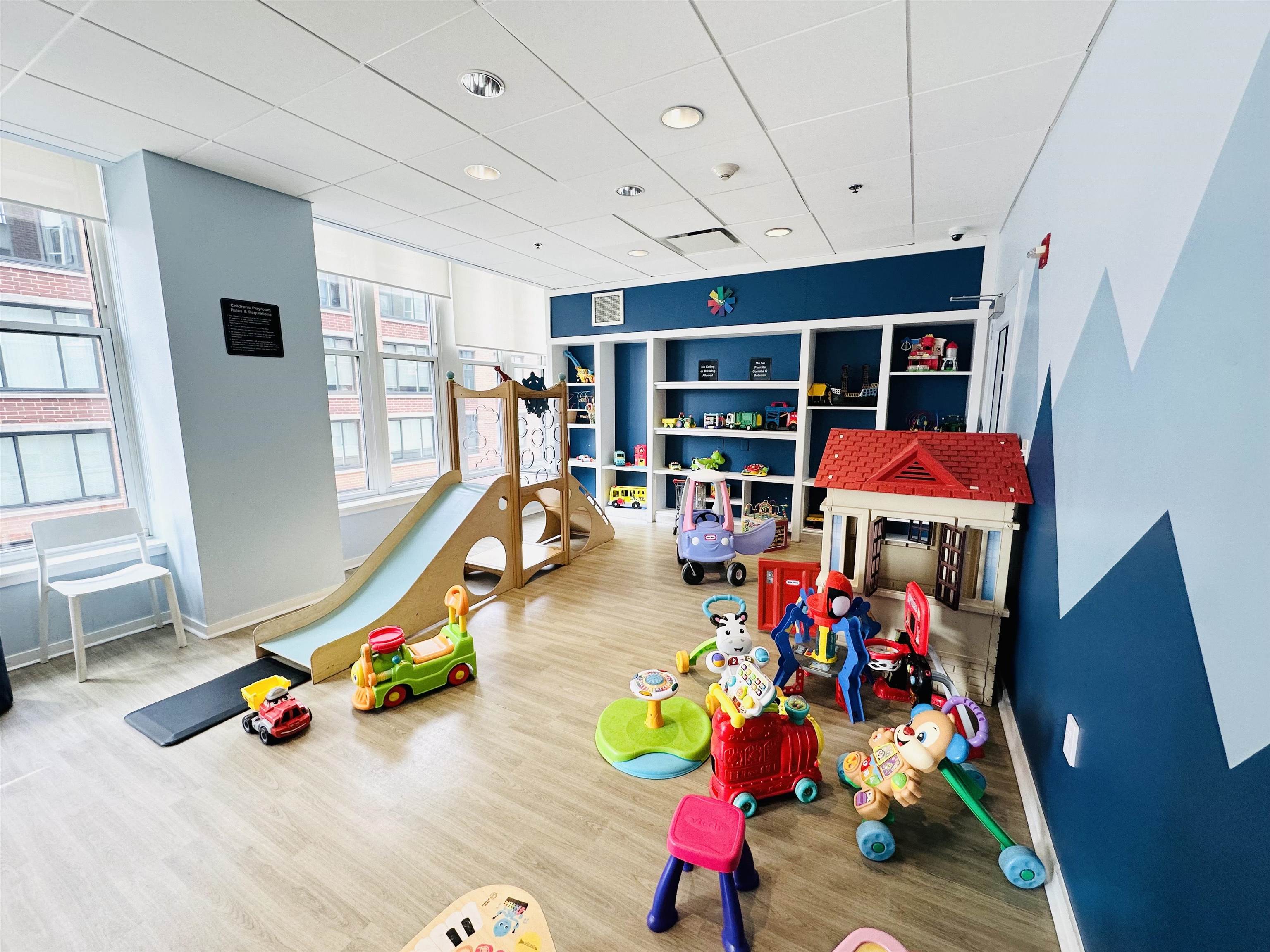 1125 MAXWELL LANE Unit: 426