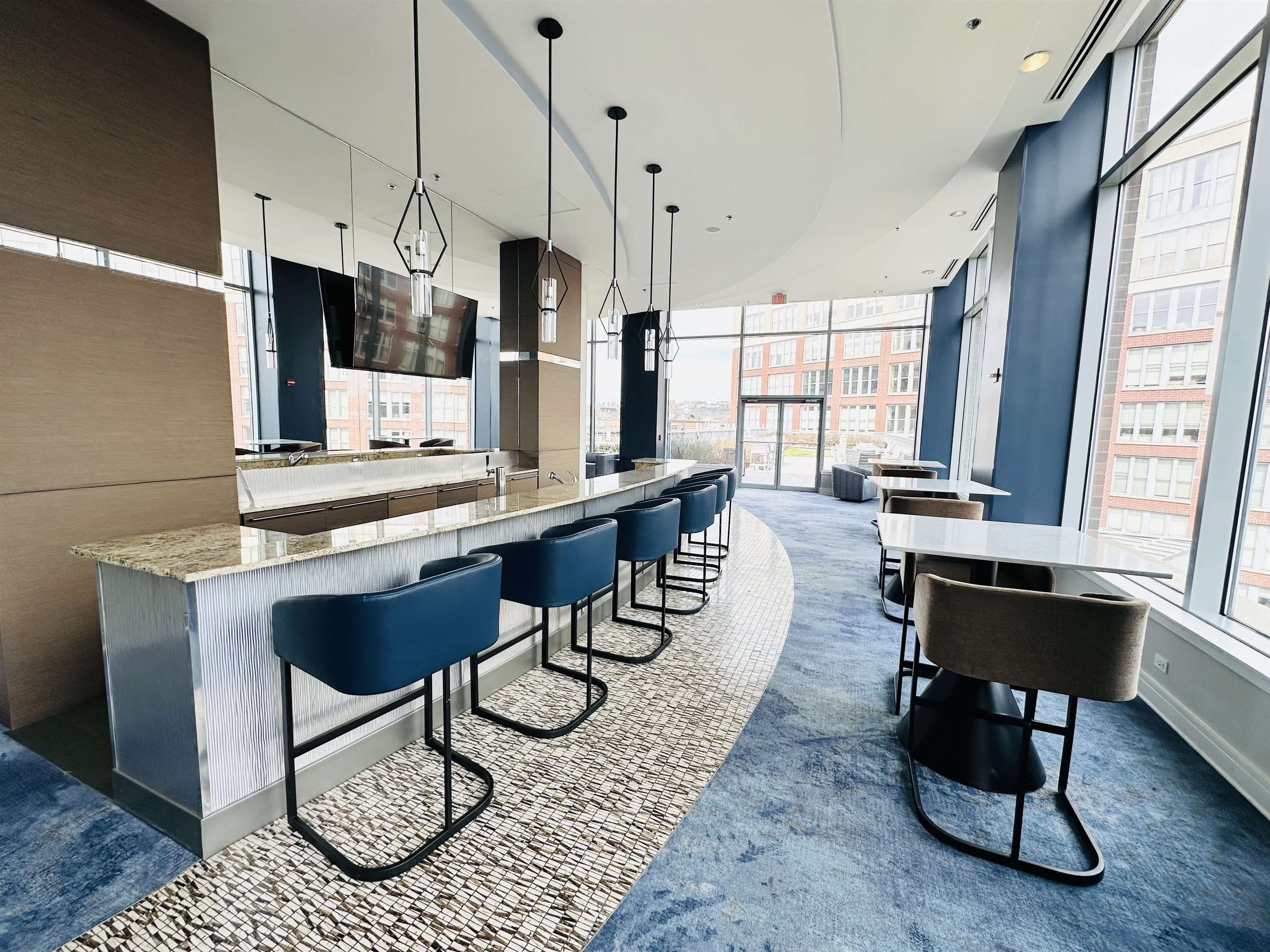 1125 MAXWELL LANE Unit: 426