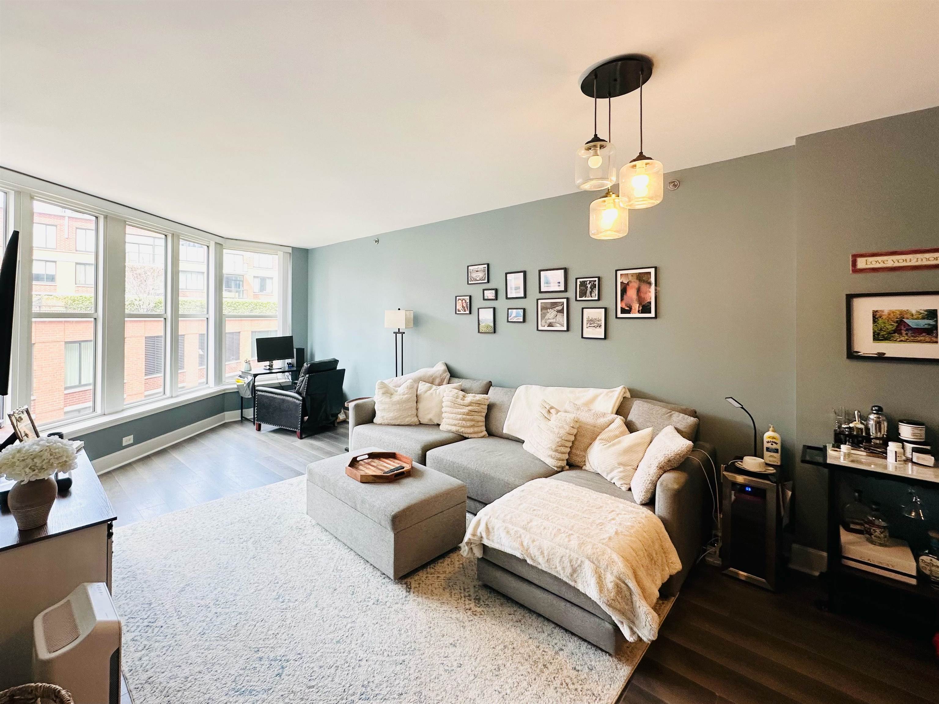 1125 MAXWELL LANE Unit: 426