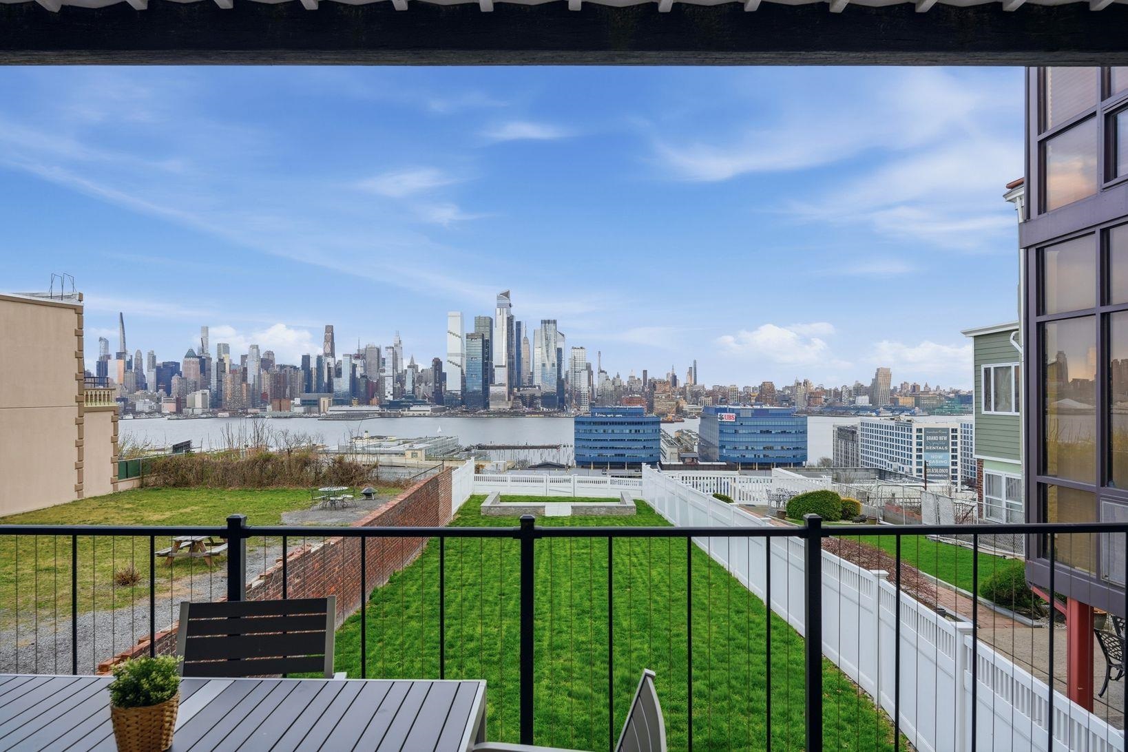 412 GREGORY AVE Unit: 1