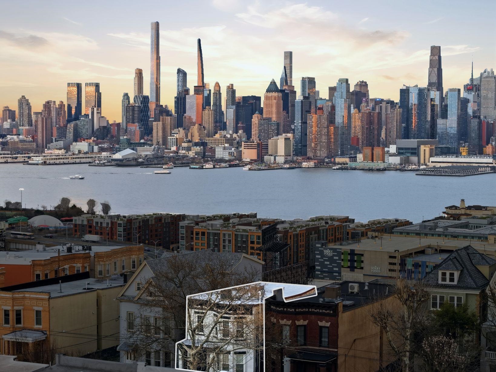 412 GREGORY AVE Unit: 1