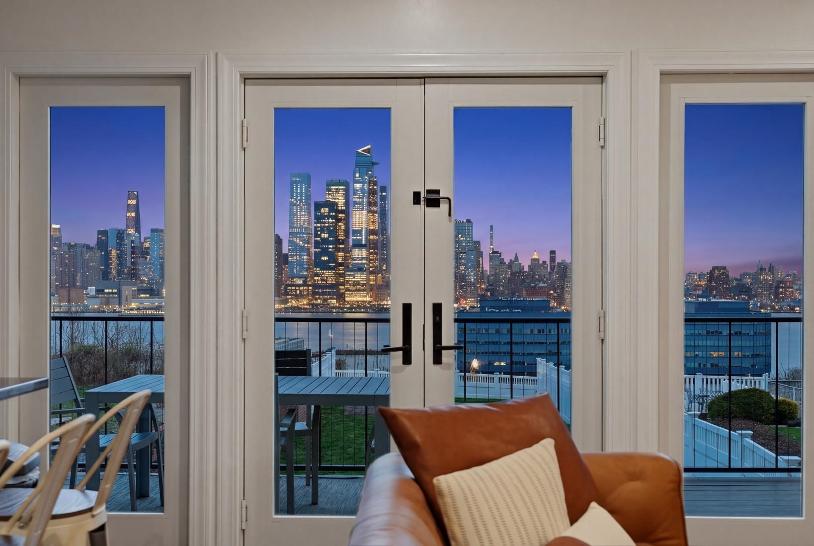 412 GREGORY AVE Unit: 1