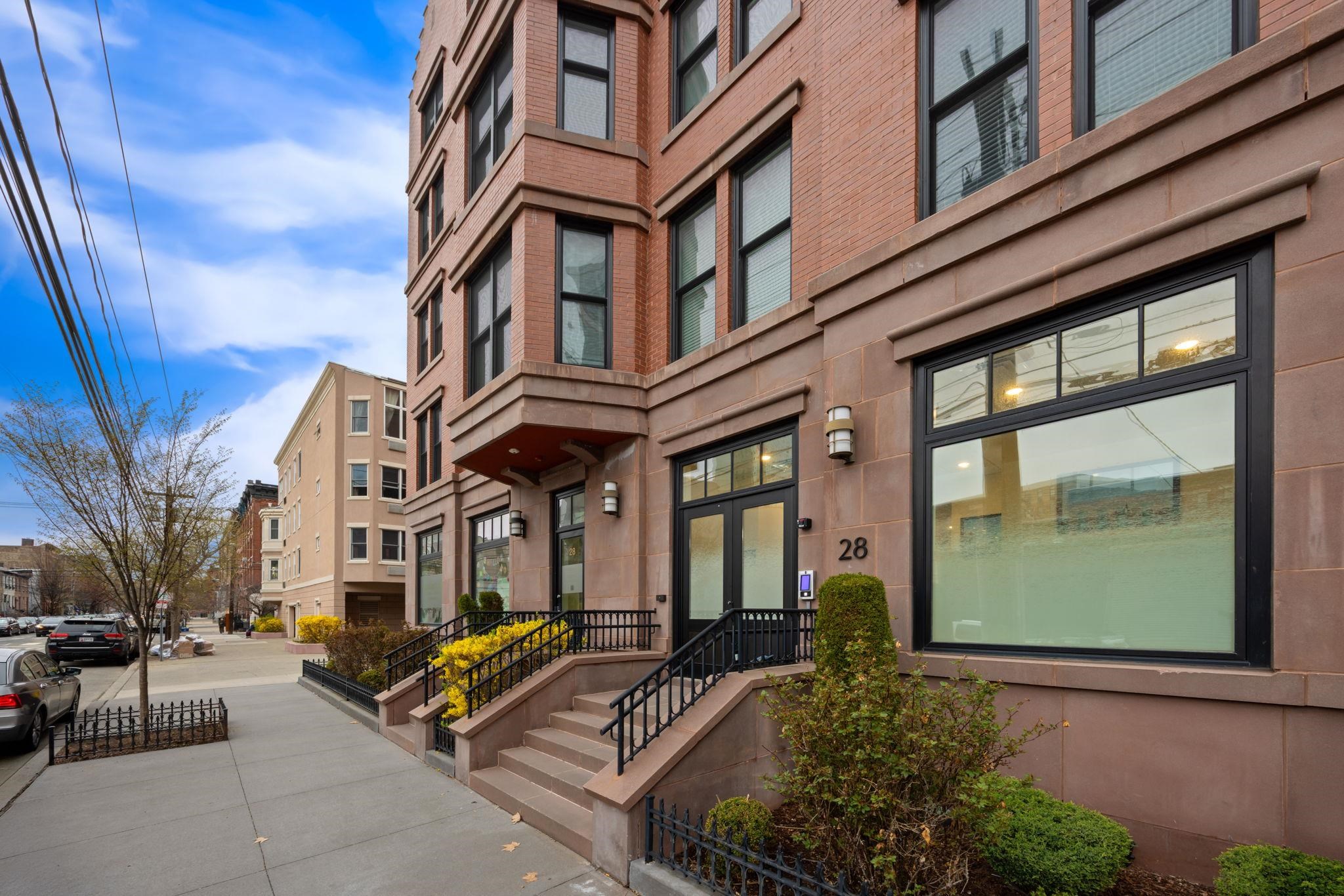 28 BRIGHT ST Unit: 307