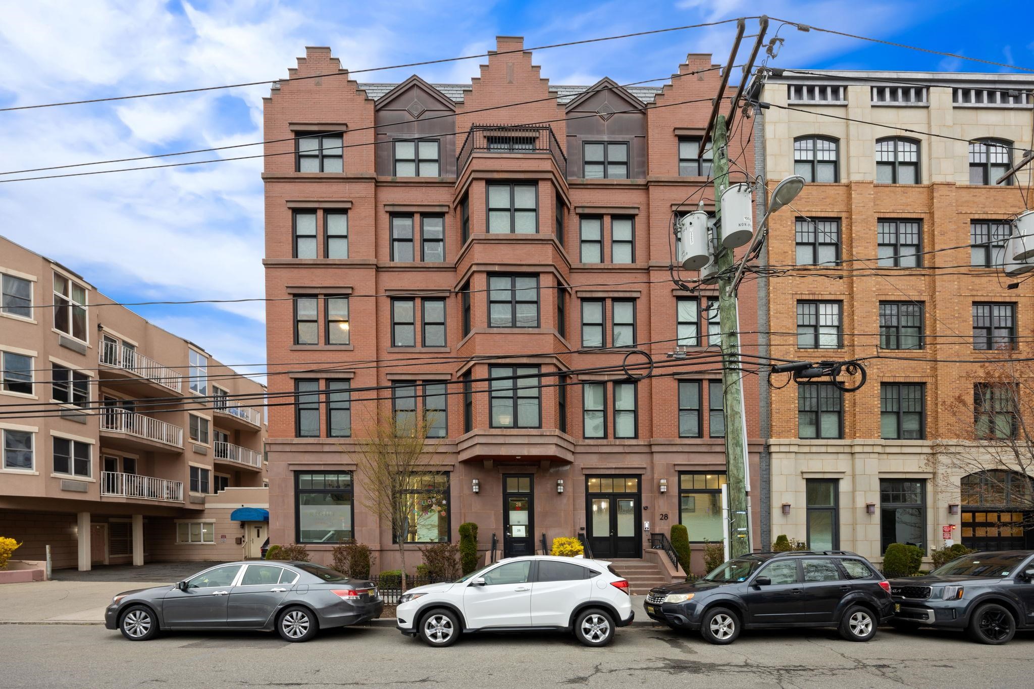 28 BRIGHT ST Unit: 307