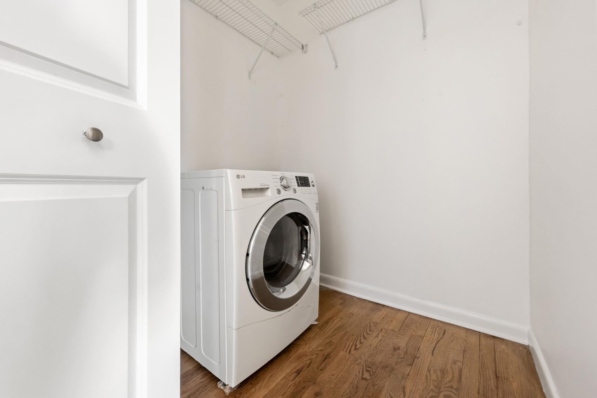 227 CHRISTOPHER COLUMBUS DR Unit: 103B