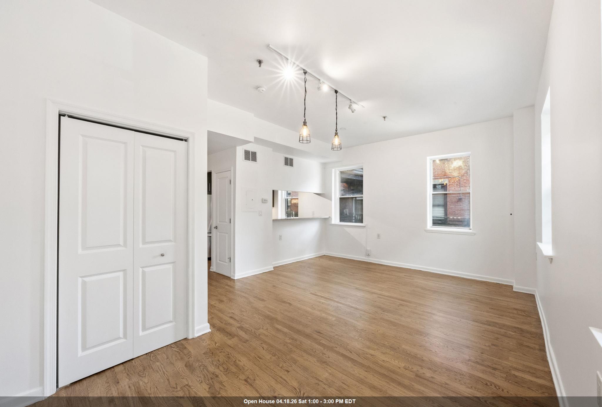 227 CHRISTOPHER COLUMBUS DR Unit: 103B