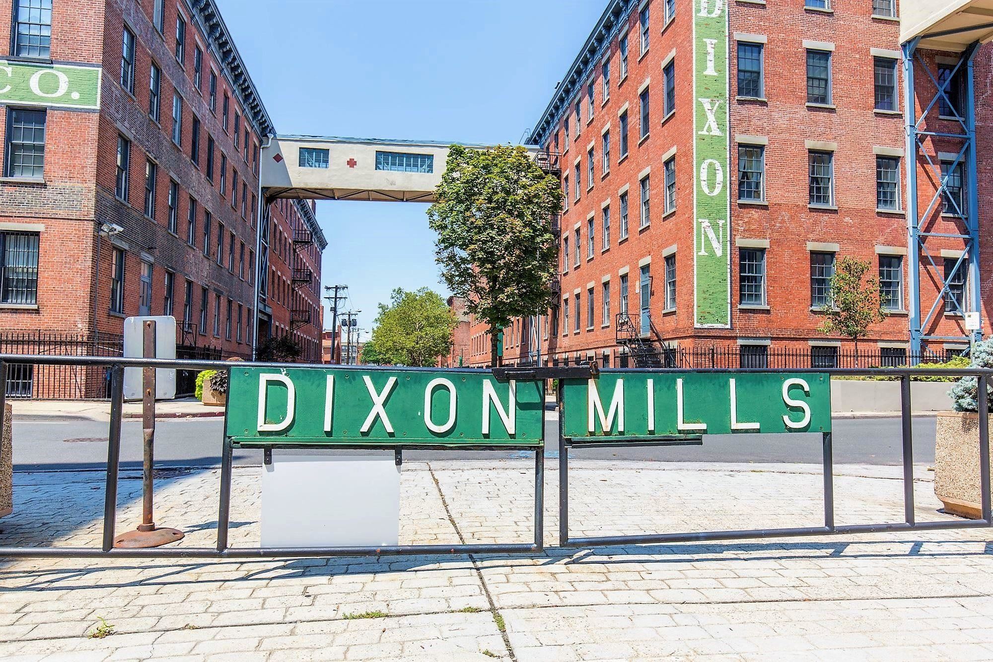 227 CHRISTOPHER COLUMBUS DR Unit: 103B