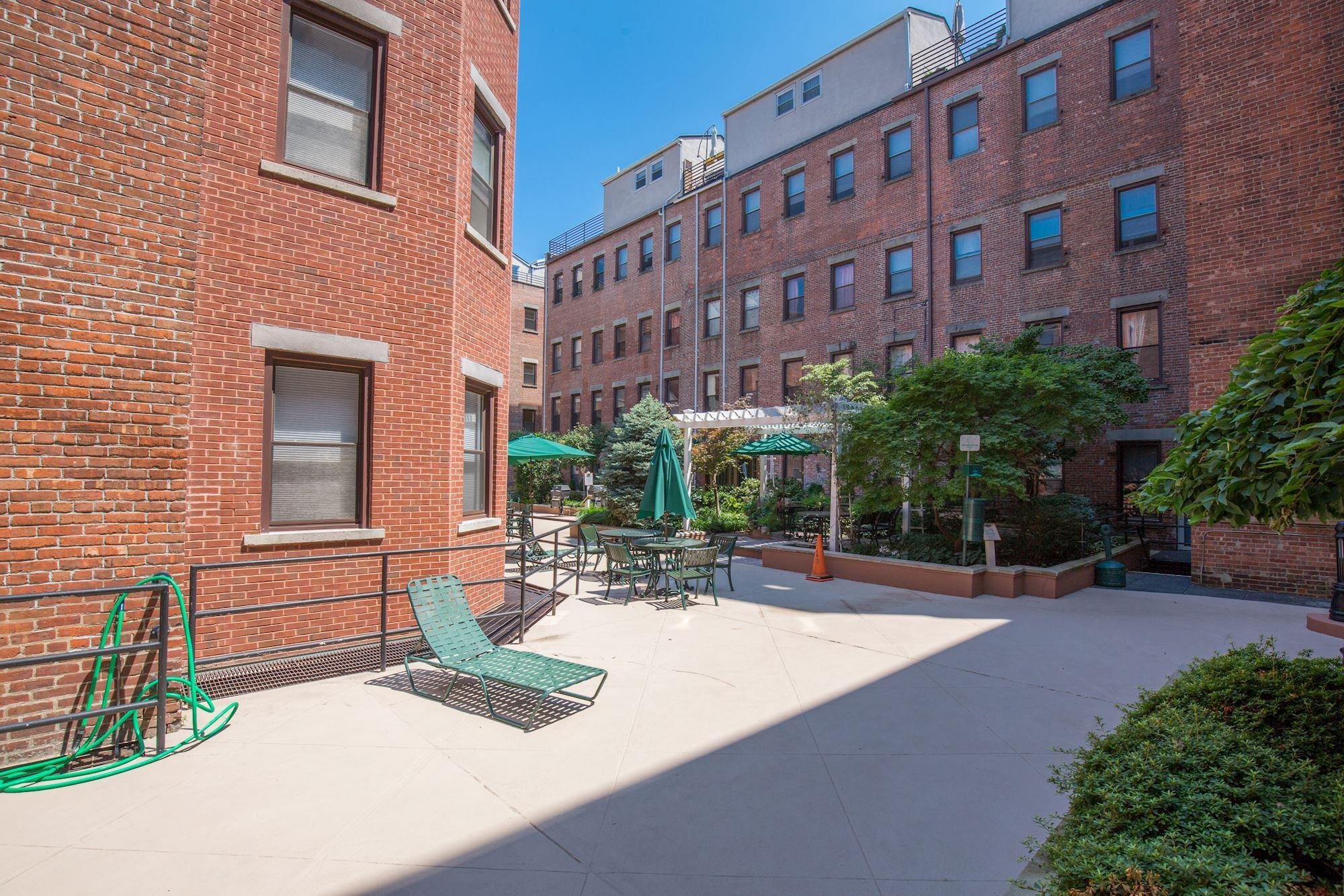 227 CHRISTOPHER COLUMBUS DR Unit: 103B