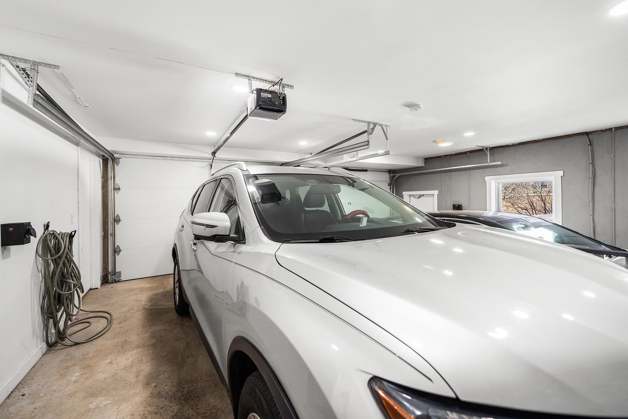 283 TERRACE AVE Unit: 1