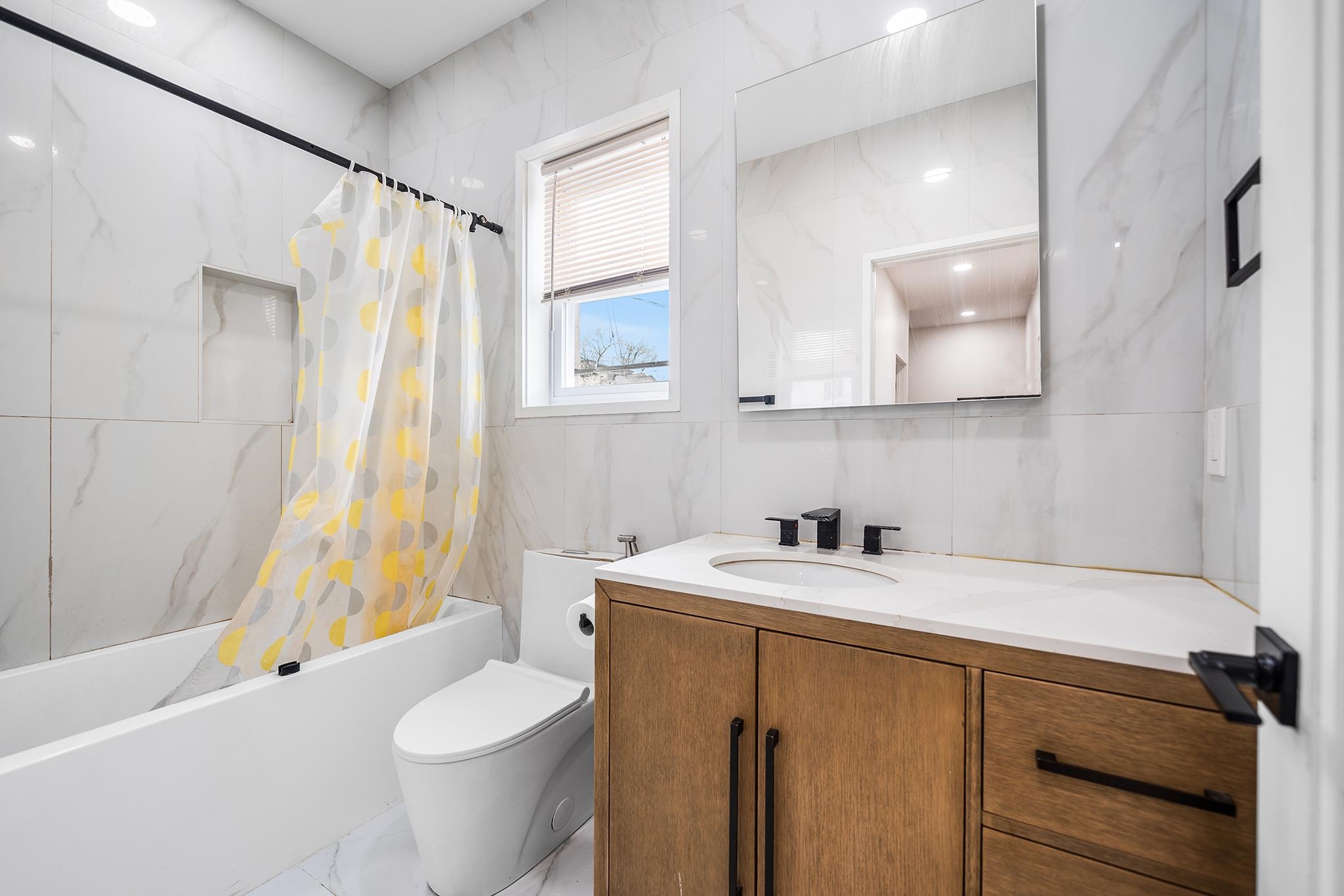 283 TERRACE AVE Unit: 1