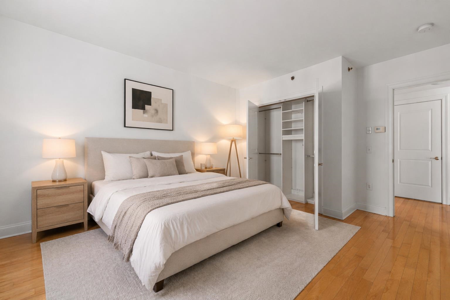 10 REGENT ST Unit: 415