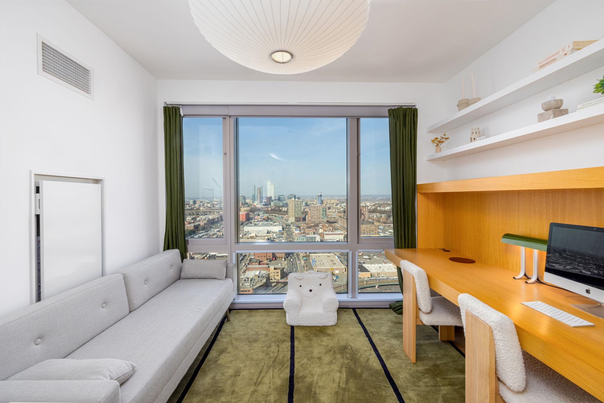 75 PARK LANE SOUTH Unit: 3507