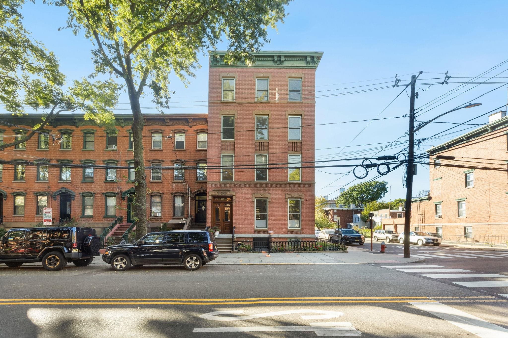 647 JERSEY AVE Unit: PH