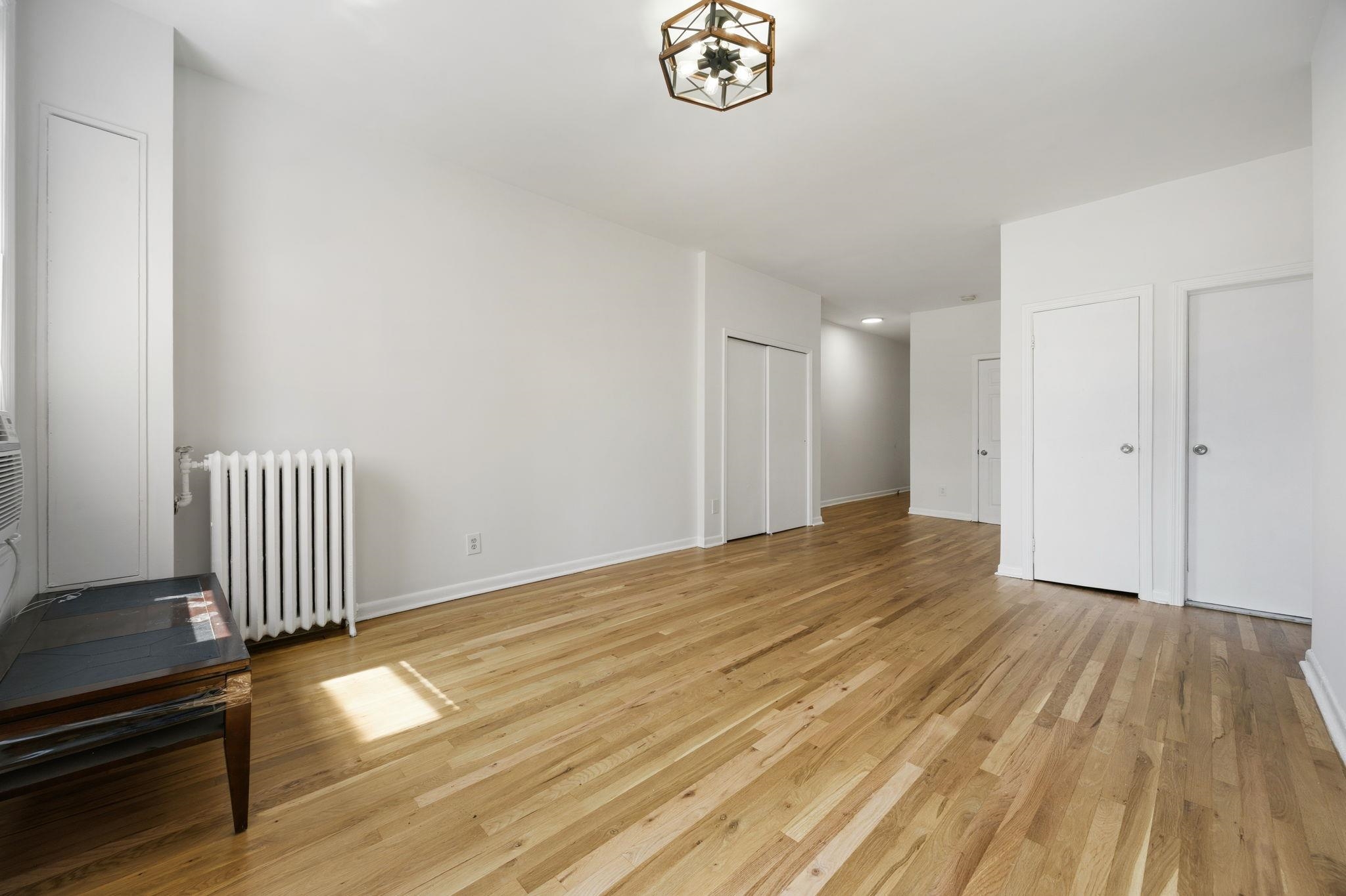 282 MAGNOLIA AVE Unit: 9