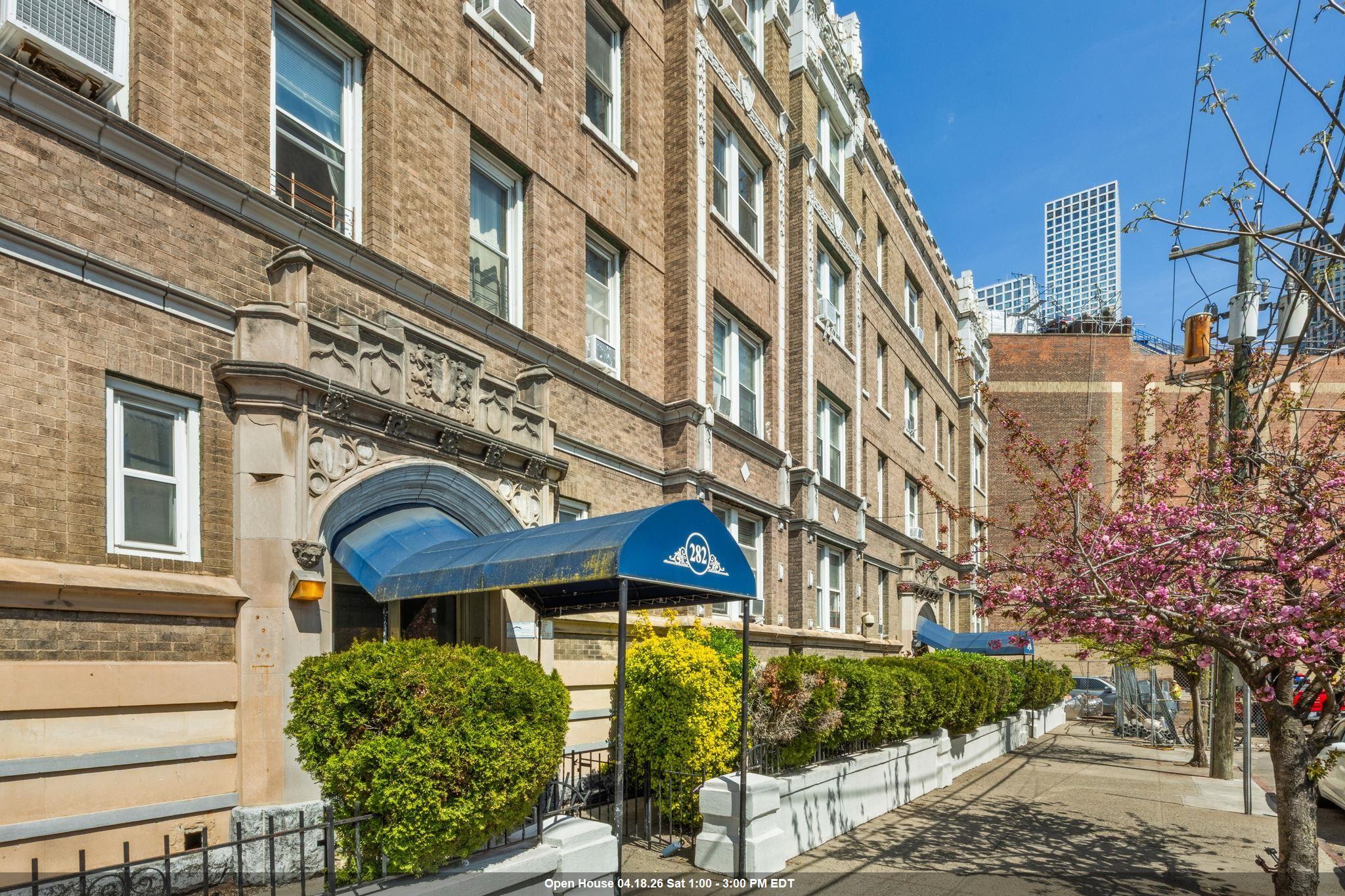 282 MAGNOLIA AVE Unit: 9