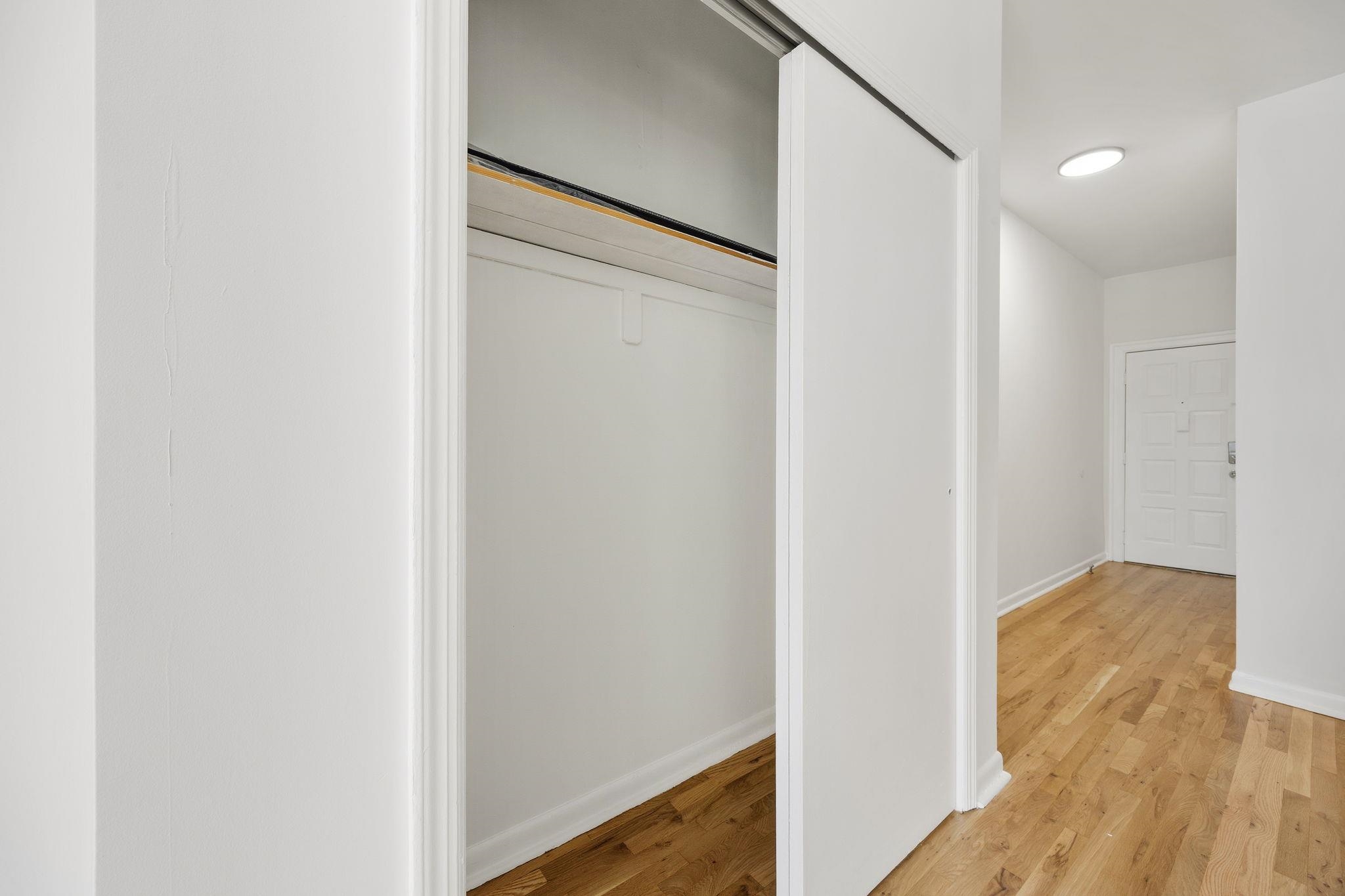 282 MAGNOLIA AVE Unit: 9