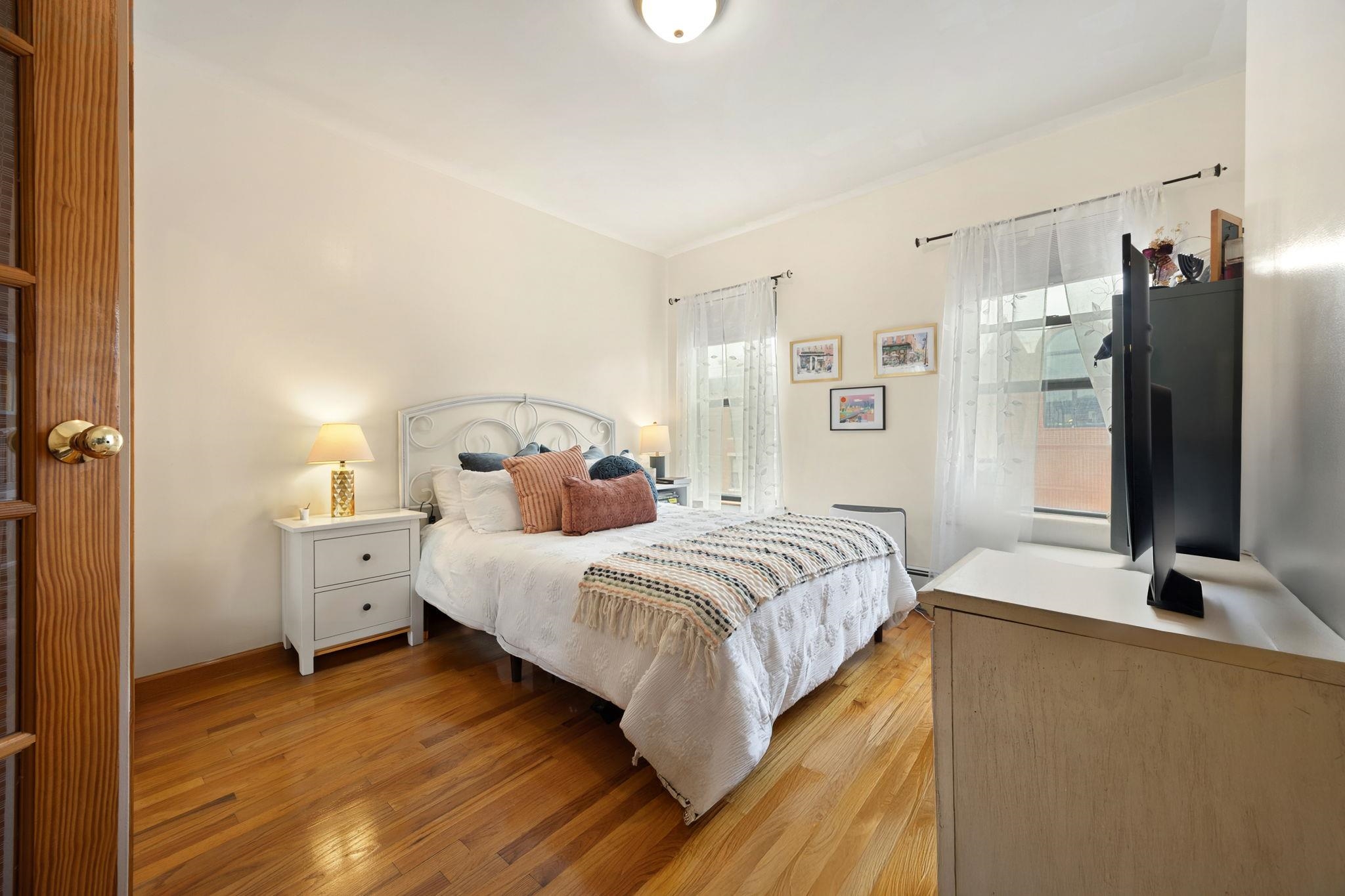 228 WILLOW AVE Unit: C