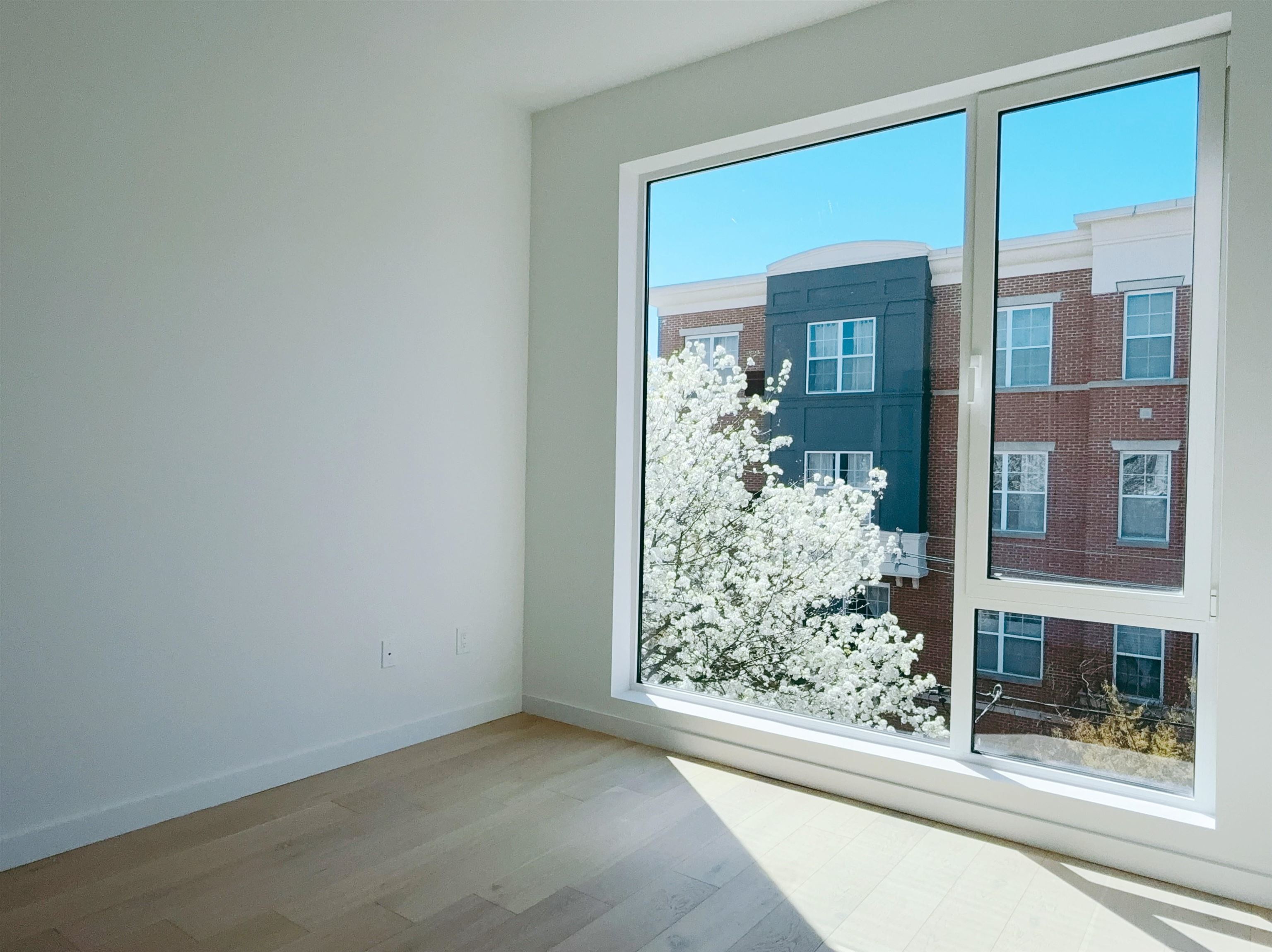 425 3RD ST Unit: 315