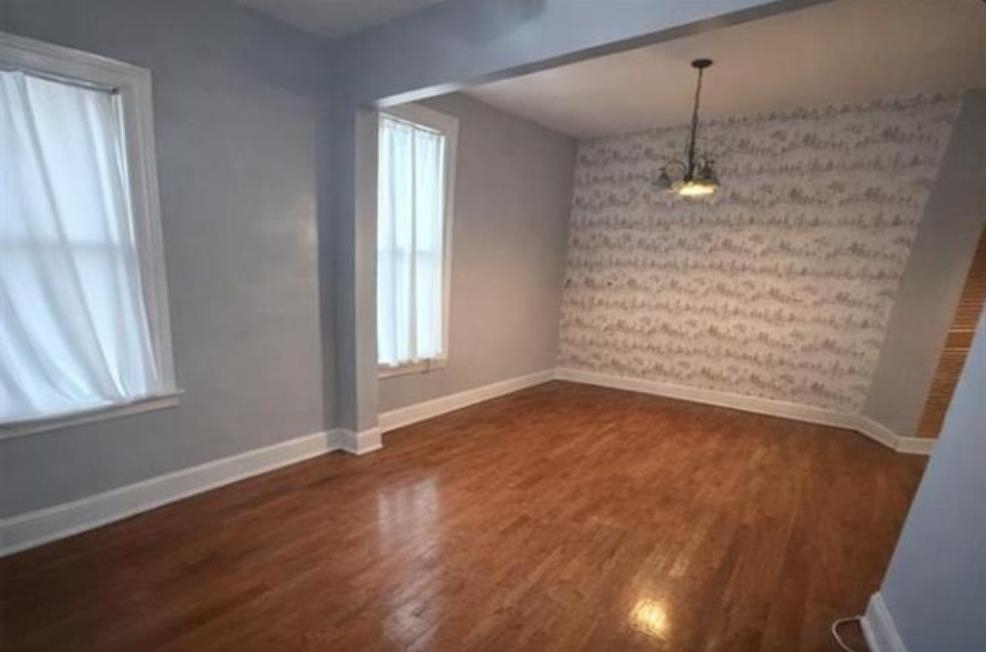 21 49TH ST Unit: 1