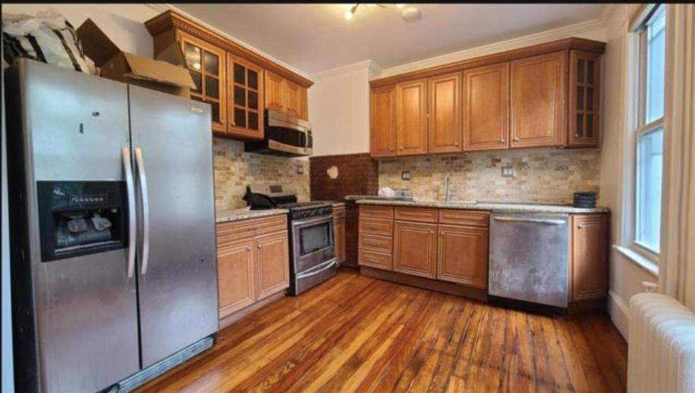 476 GREGORY AVE Unit: 2