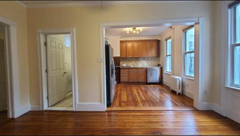 476 GREGORY AVE Unit: 2