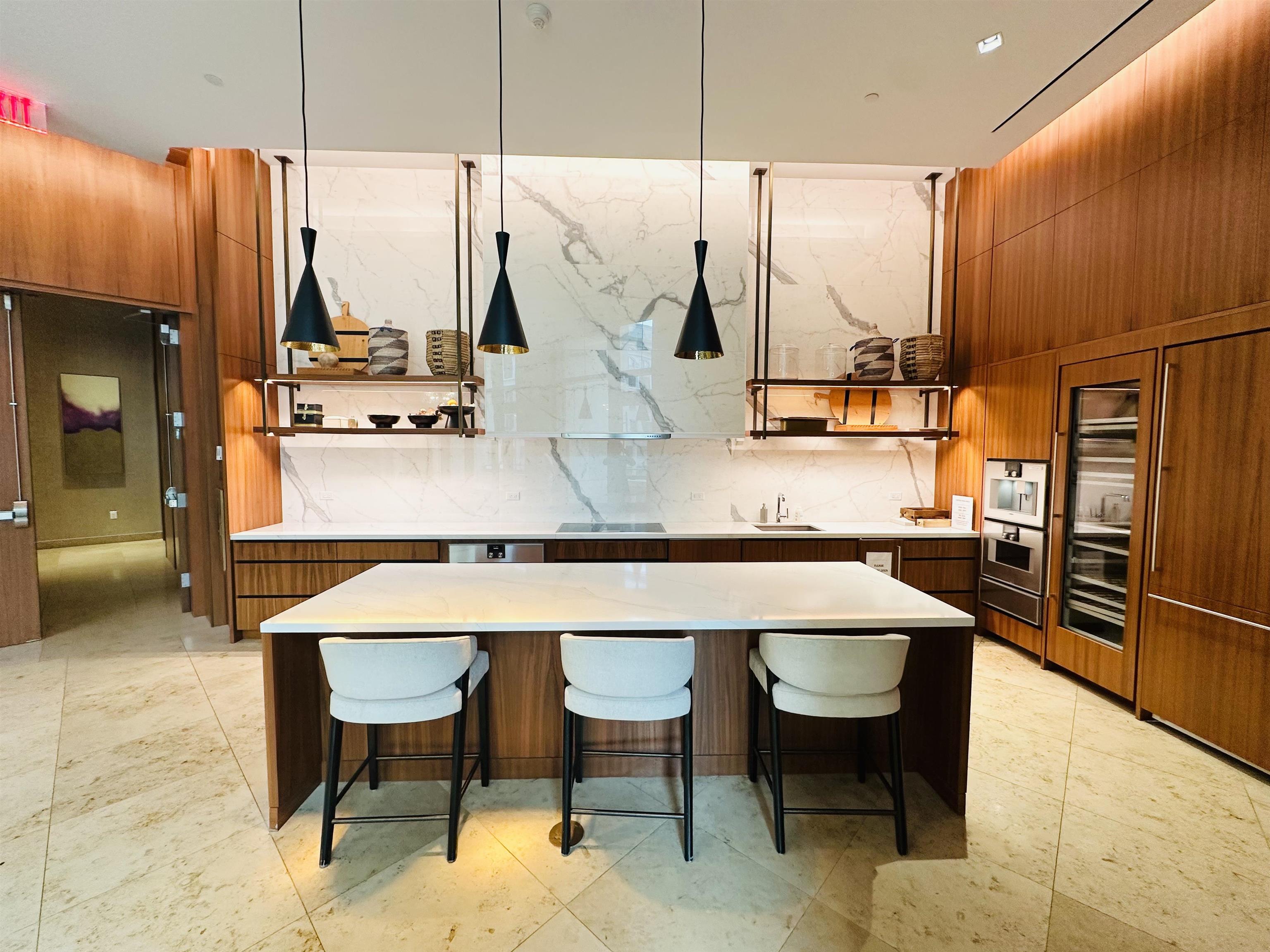 99 HUDSON ST Unit: 1807