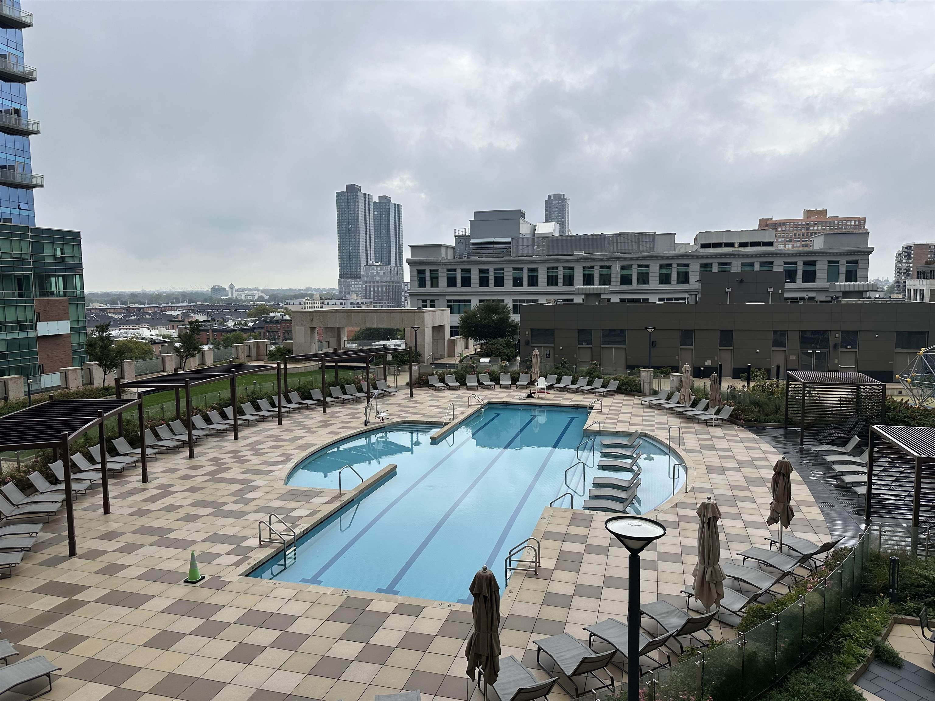 99 HUDSON ST Unit: 1807