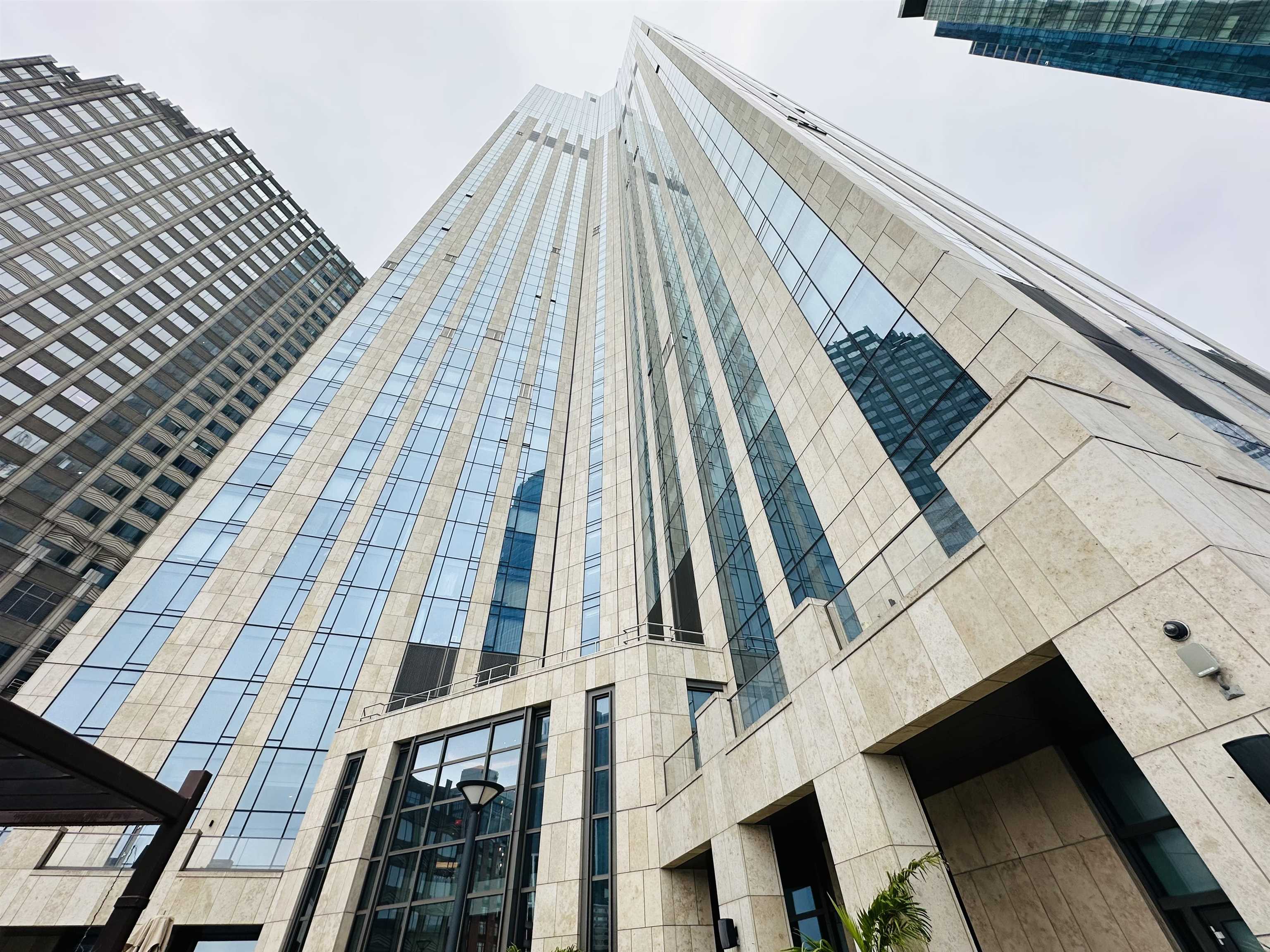 99 HUDSON ST Unit: 1807