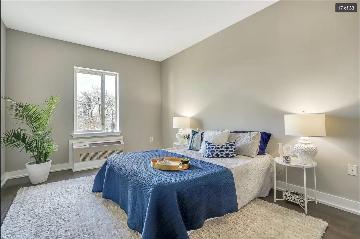 3312 HUDSON AVE Unit: 4c