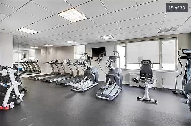 3312 HUDSON AVE Unit: 4c