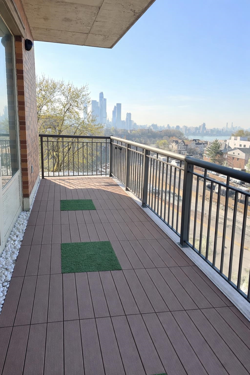 3312 HUDSON AVE Unit: 4c