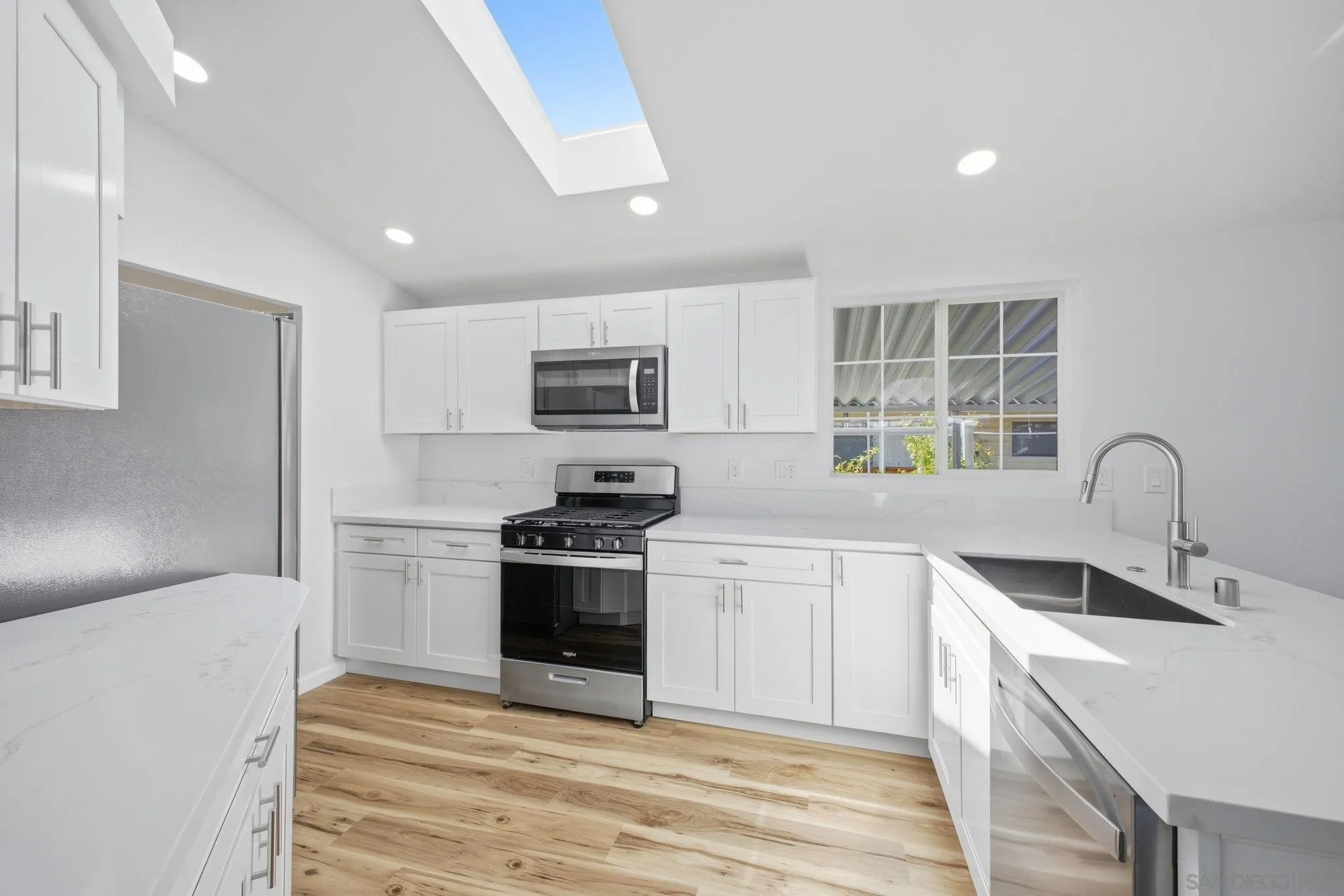 2550 E Valley Pkwy Unit 77