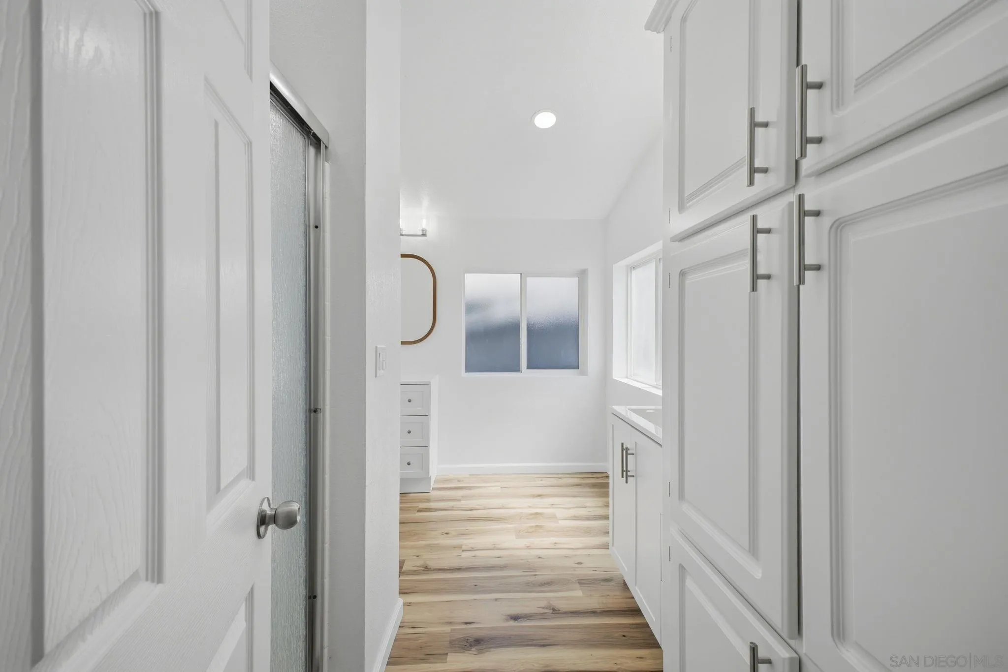 2550 E Valley Pkwy Unit 77