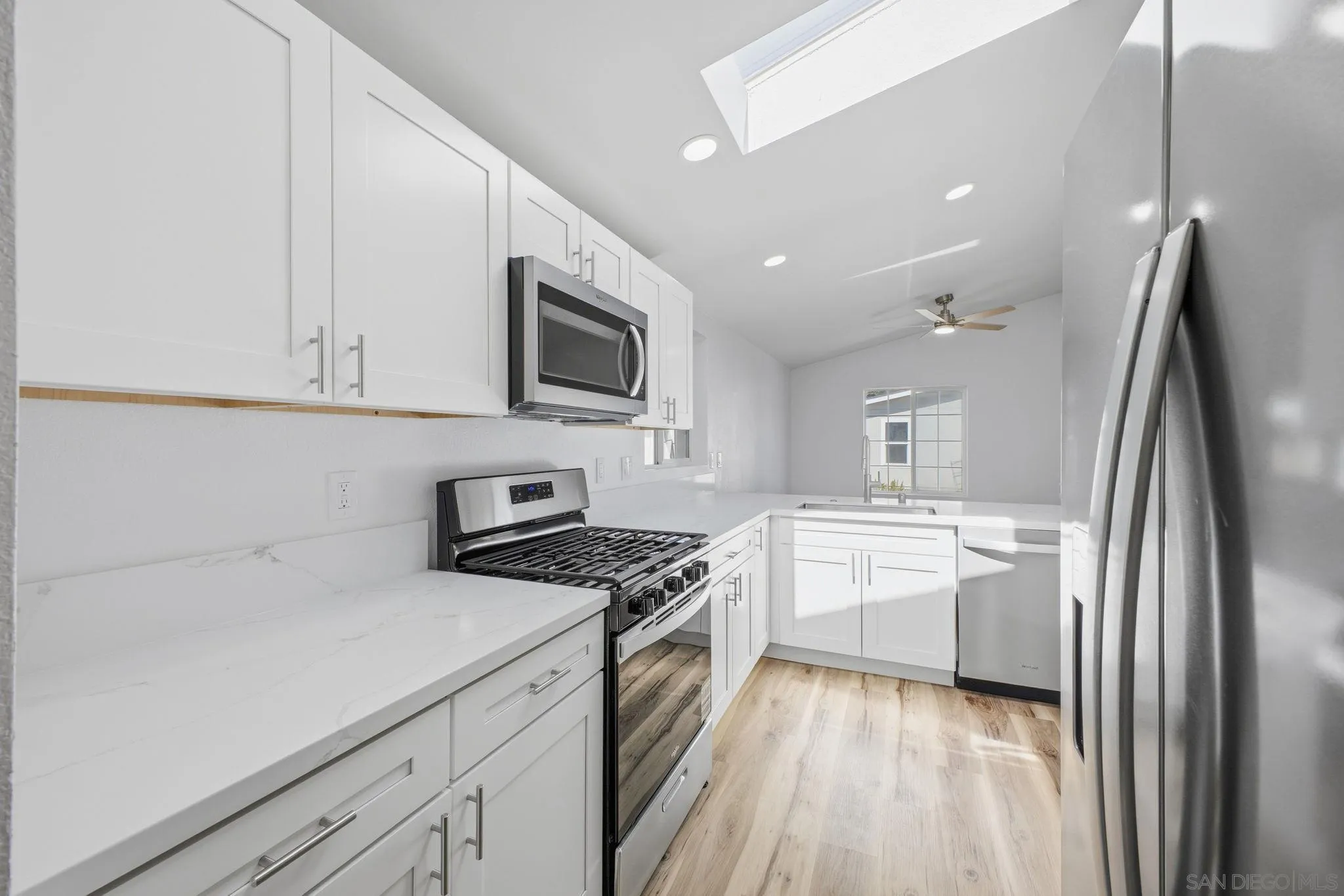 2550 E Valley Pkwy Unit 77