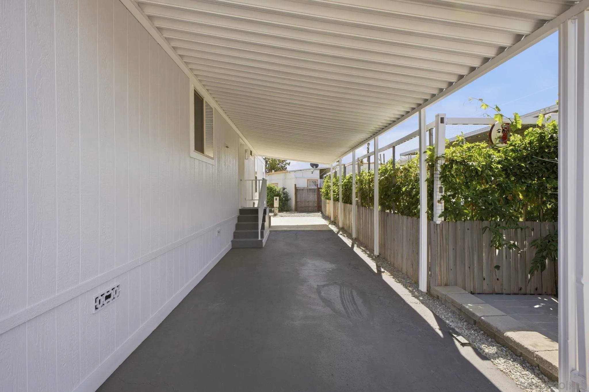 2550 E Valley Pkwy Unit 77