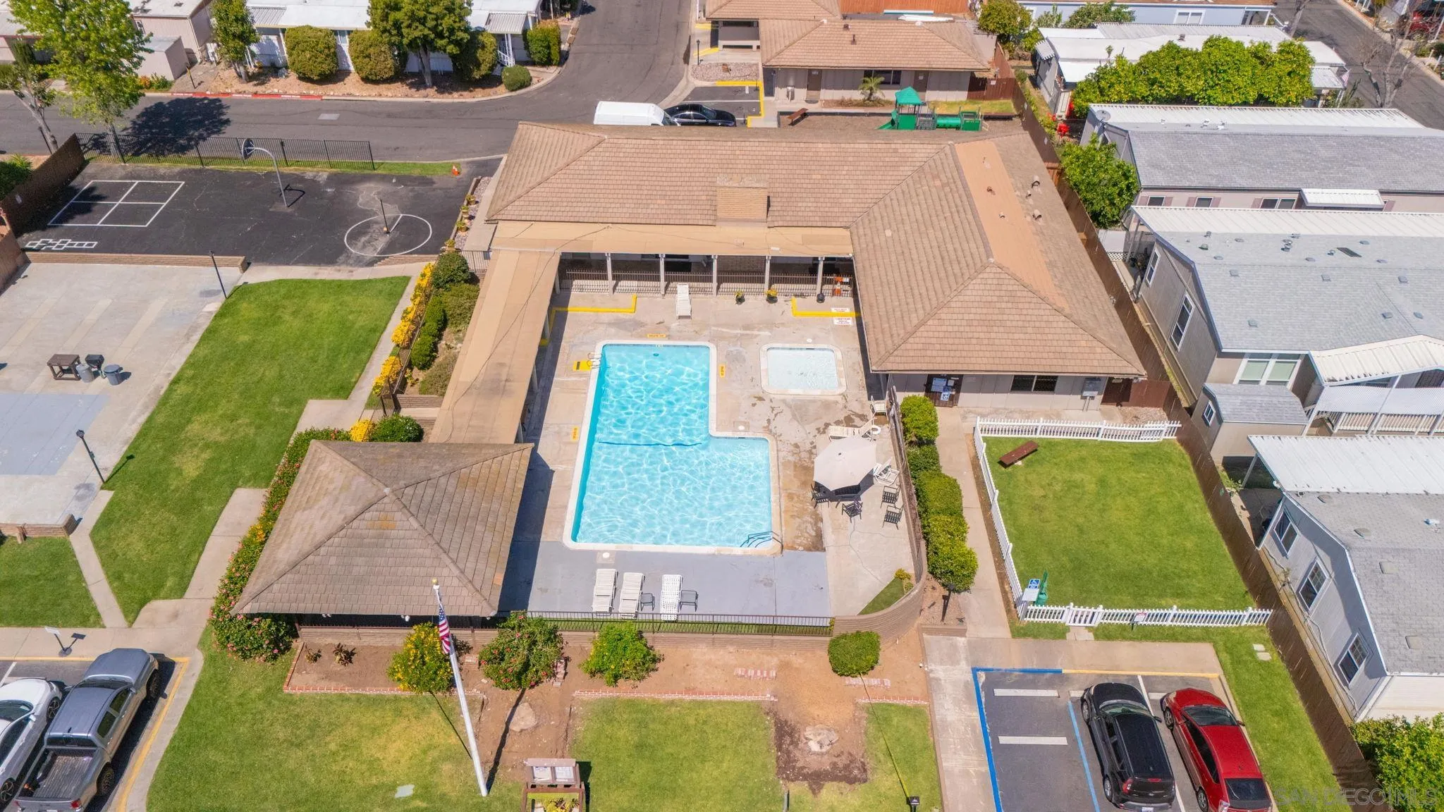 2550 E Valley Pkwy Unit 77
