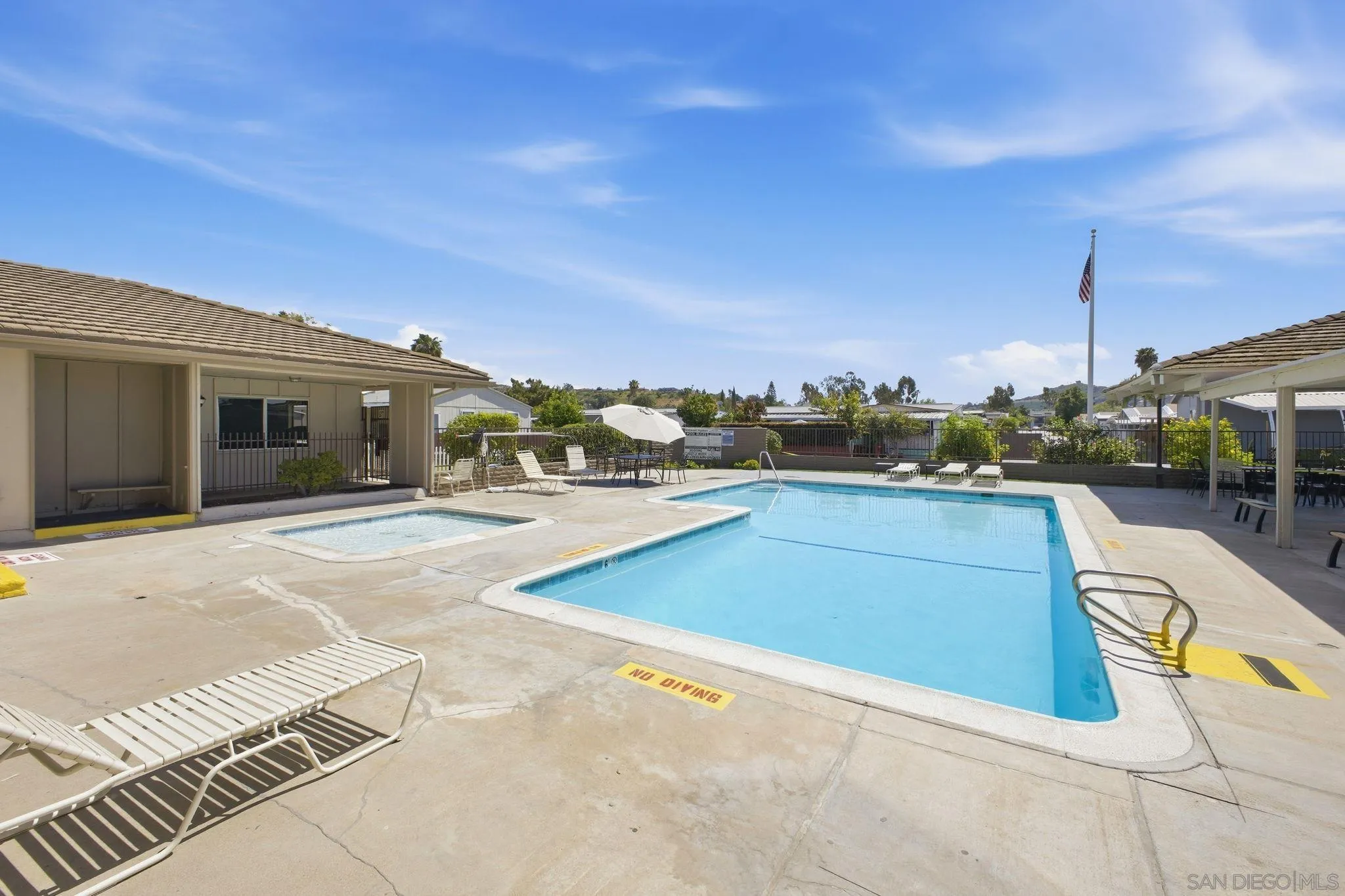 2550 E Valley Pkwy Unit 77