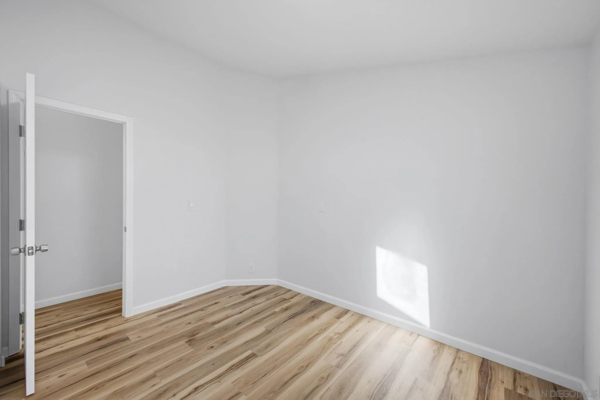 2550 E Valley Pkwy Unit 77