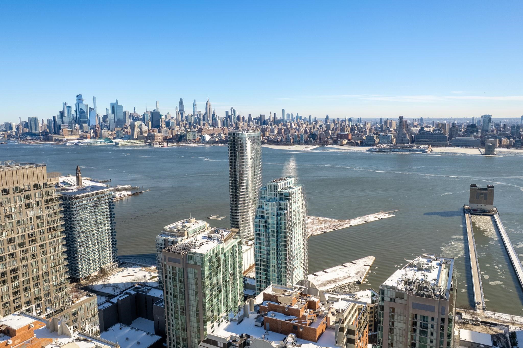 20 NEWPORT PARKWAY Unit: 1708