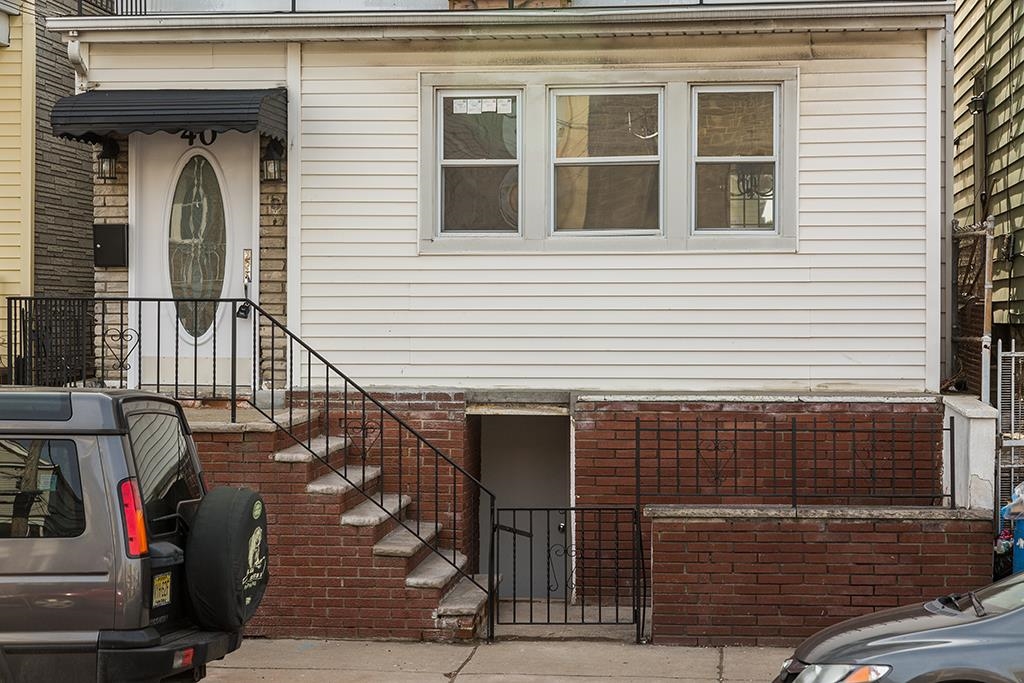40 WEST 19TH ST