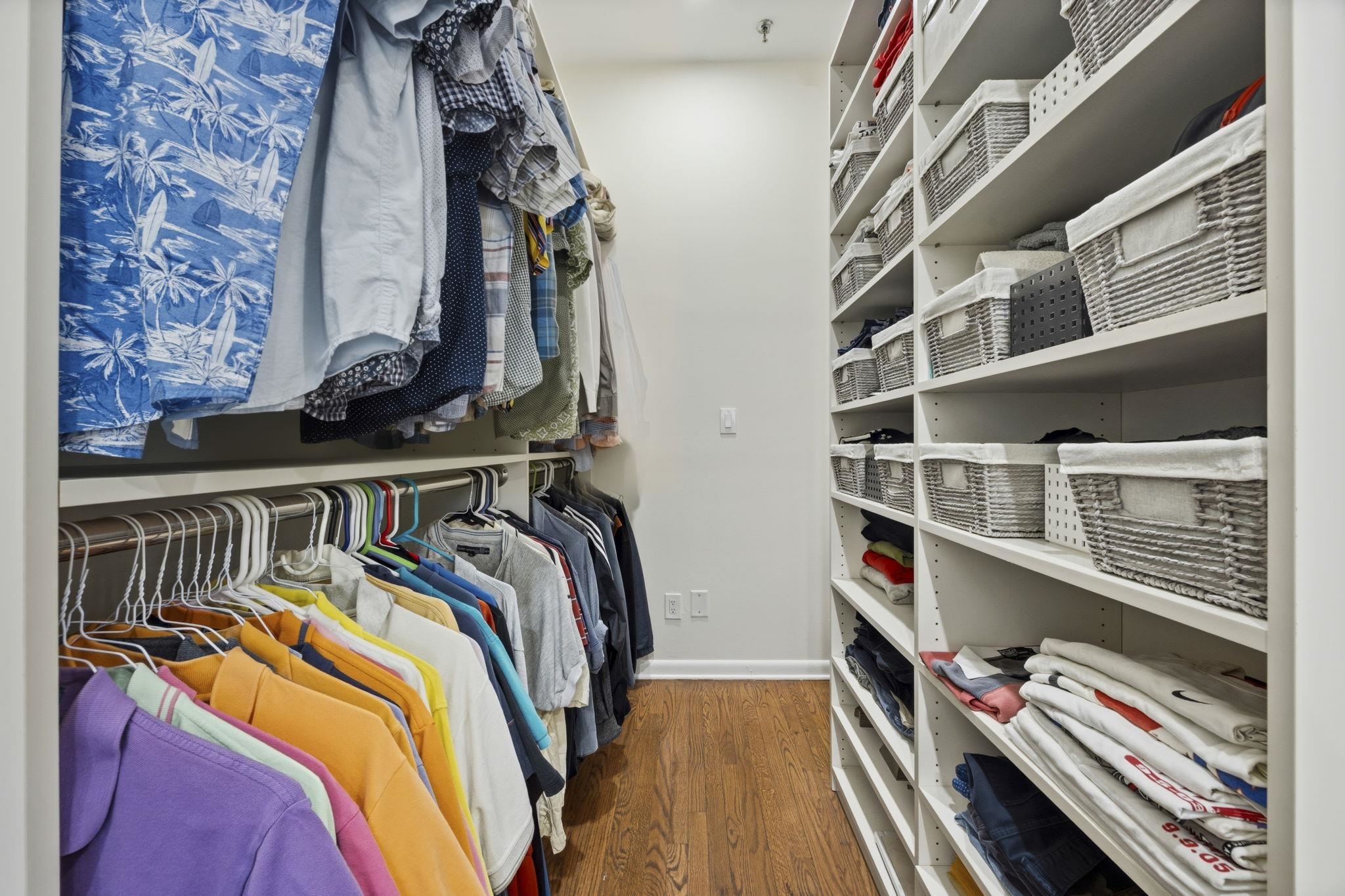 227 CHRISTOPHER COLUMBUS DR Unit: 305B